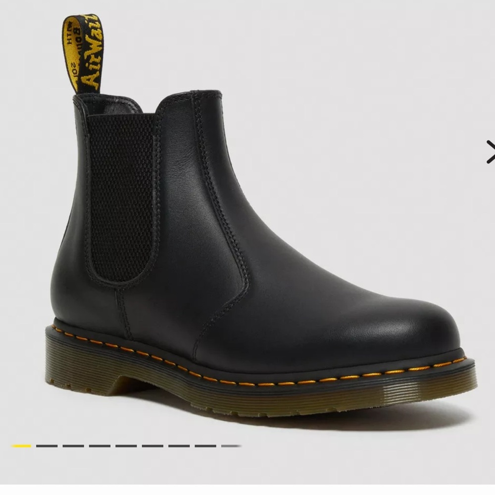 Dr. Martens Chelsea Boot